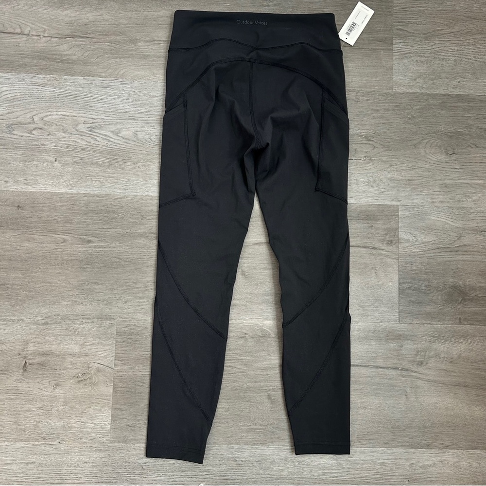 Outdoor Voices Black Size Medium Zoom 7/8 Legging Womens NWT